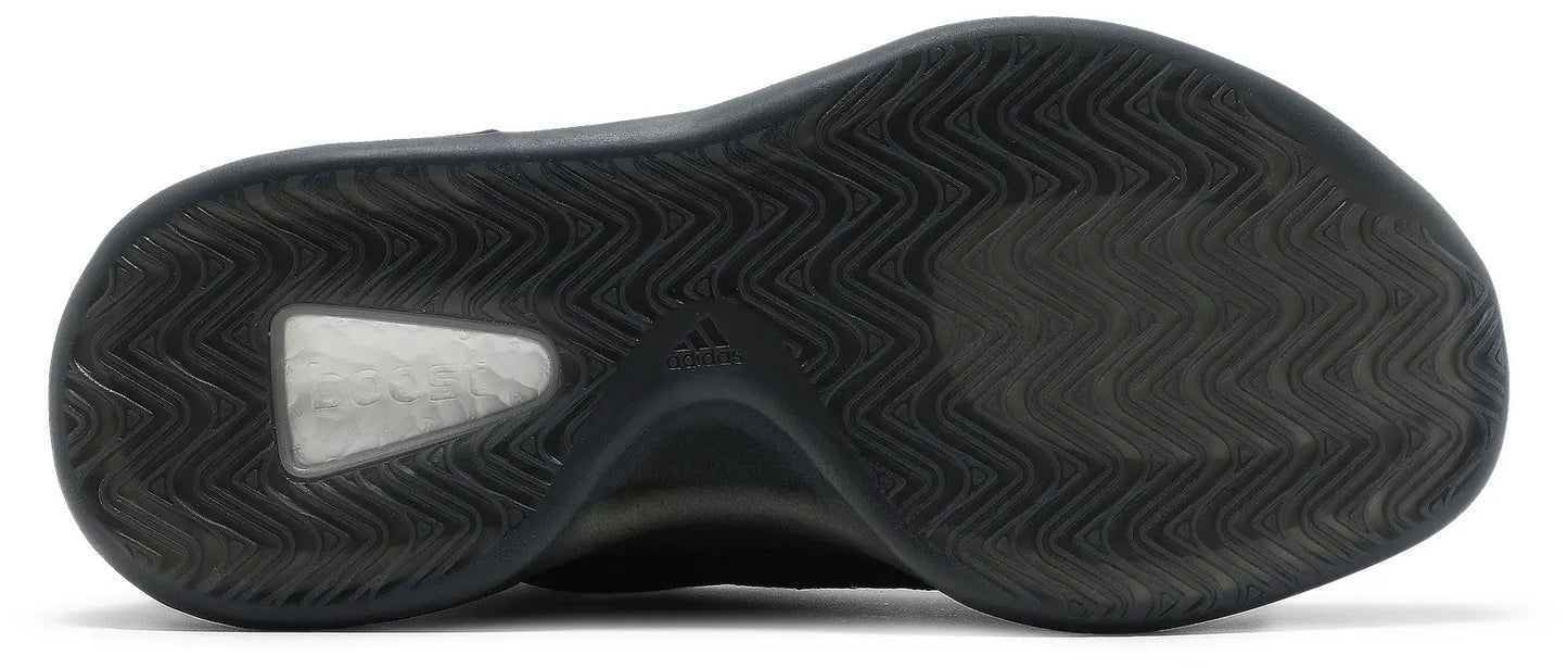 Grade School's Adidas Yeezy Quantum - Onyx