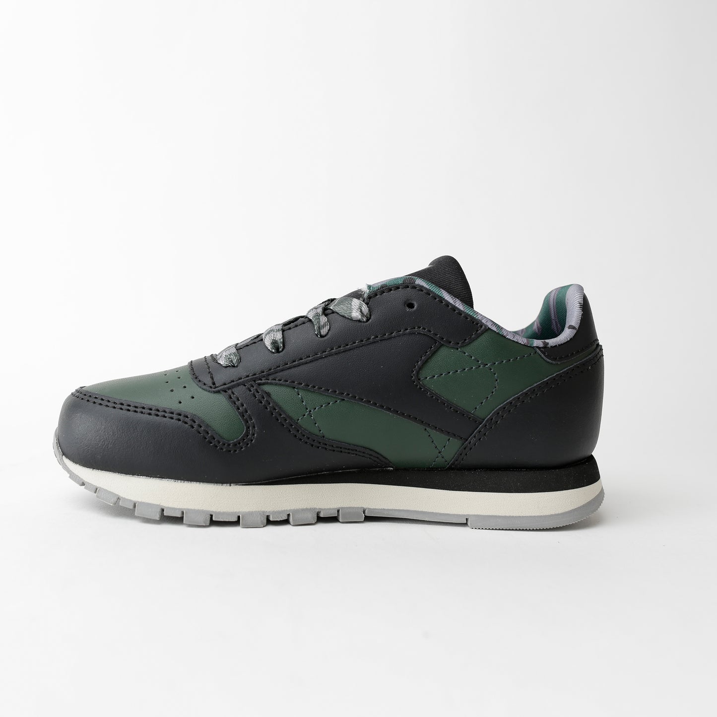 Preschool Reebok Harry Potter Slytherin Classic Leather Shoes - Black/Green Alt Side