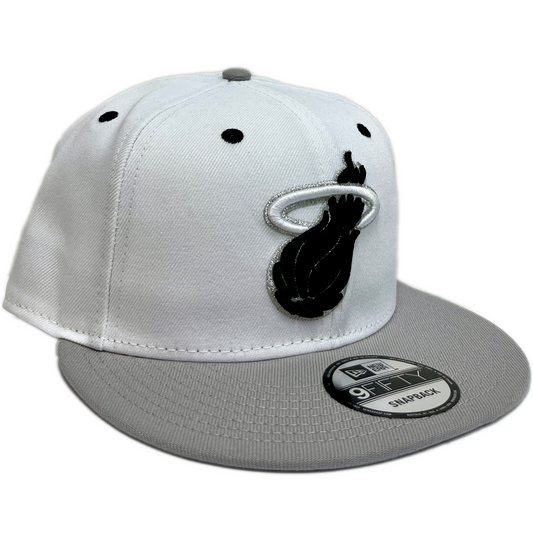 New Era Miami Heat 9FIFTY Snapback Hat - White/ Grey