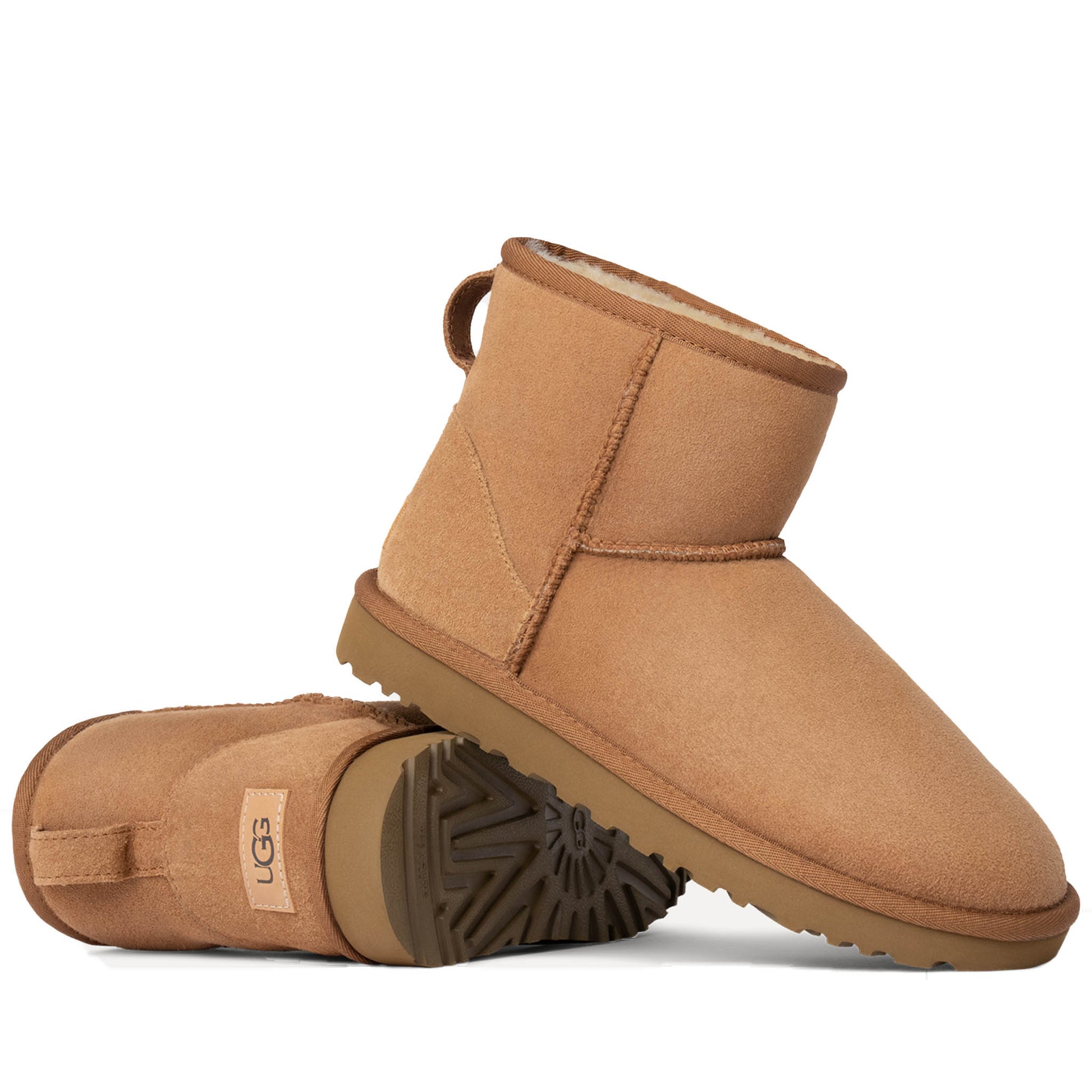 Women's Ugg Classic Mini II - Chestnut Side-Heel