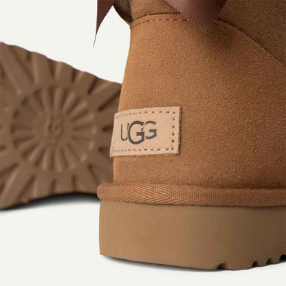 Women's Ugg Mini Bailey Bow II - Chestnut