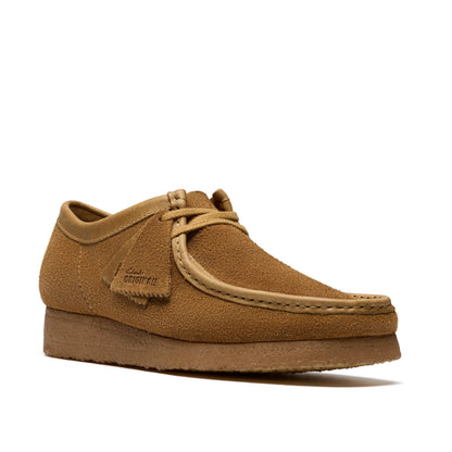 Men's Clarks Wallabee Low - Tan Suede