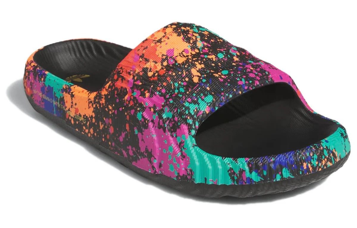 Men's Adidas Adilette 22 Slides - Black Paint Splatter