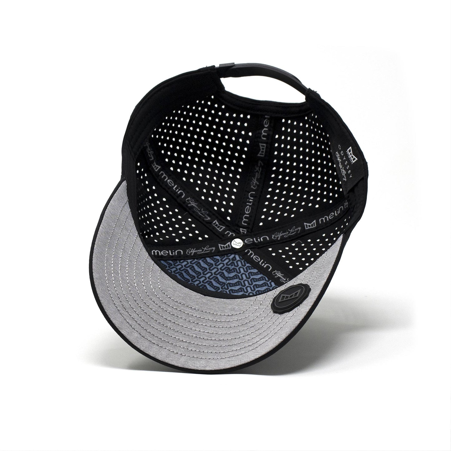 Melin Odysea Stacked Hydro Snapback XL - Black