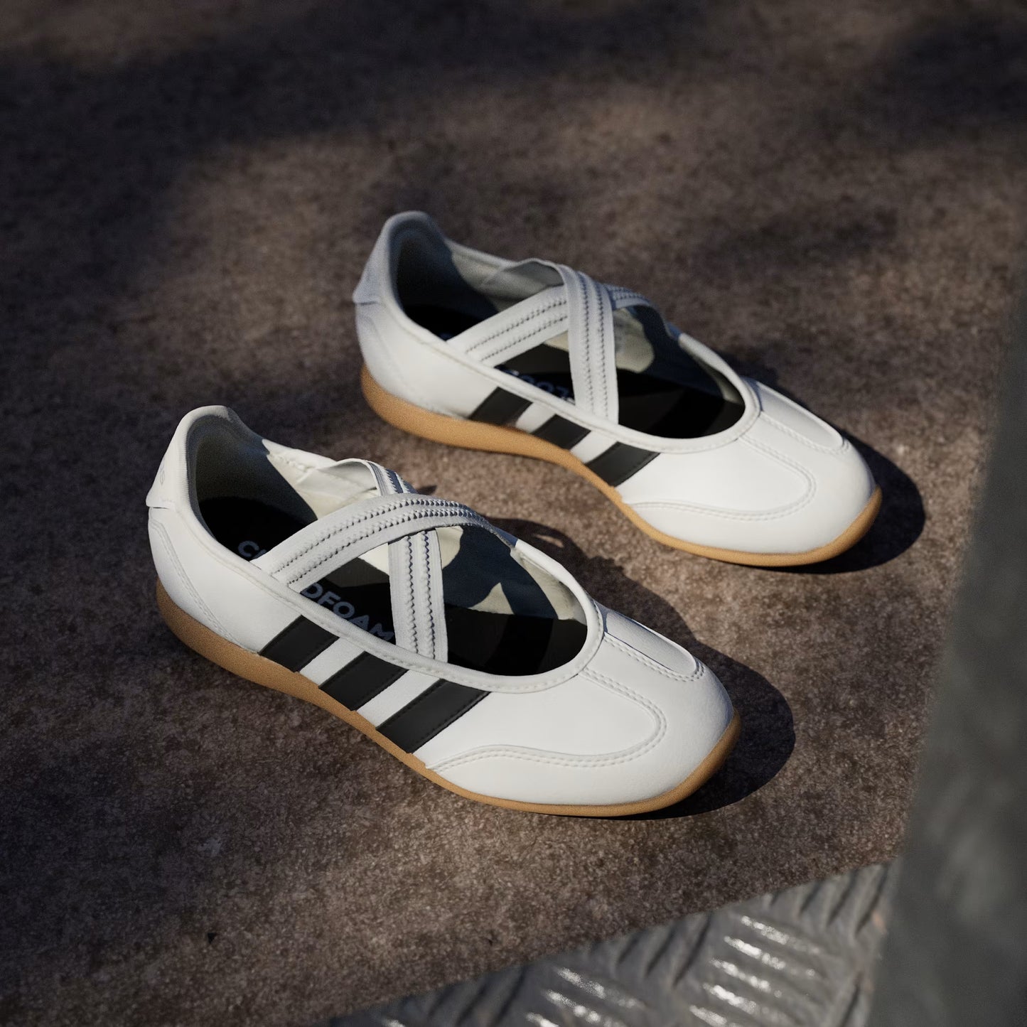 Grade School Adidas Barreda Mary Jane Junior - Core White/Core Black
