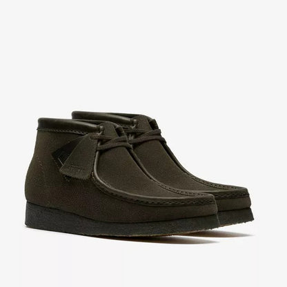 Men's Clarks Wallabee Boot - Loden Green Suede