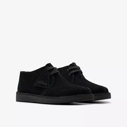 Grade School Clarks Desert Trek - Black Suede