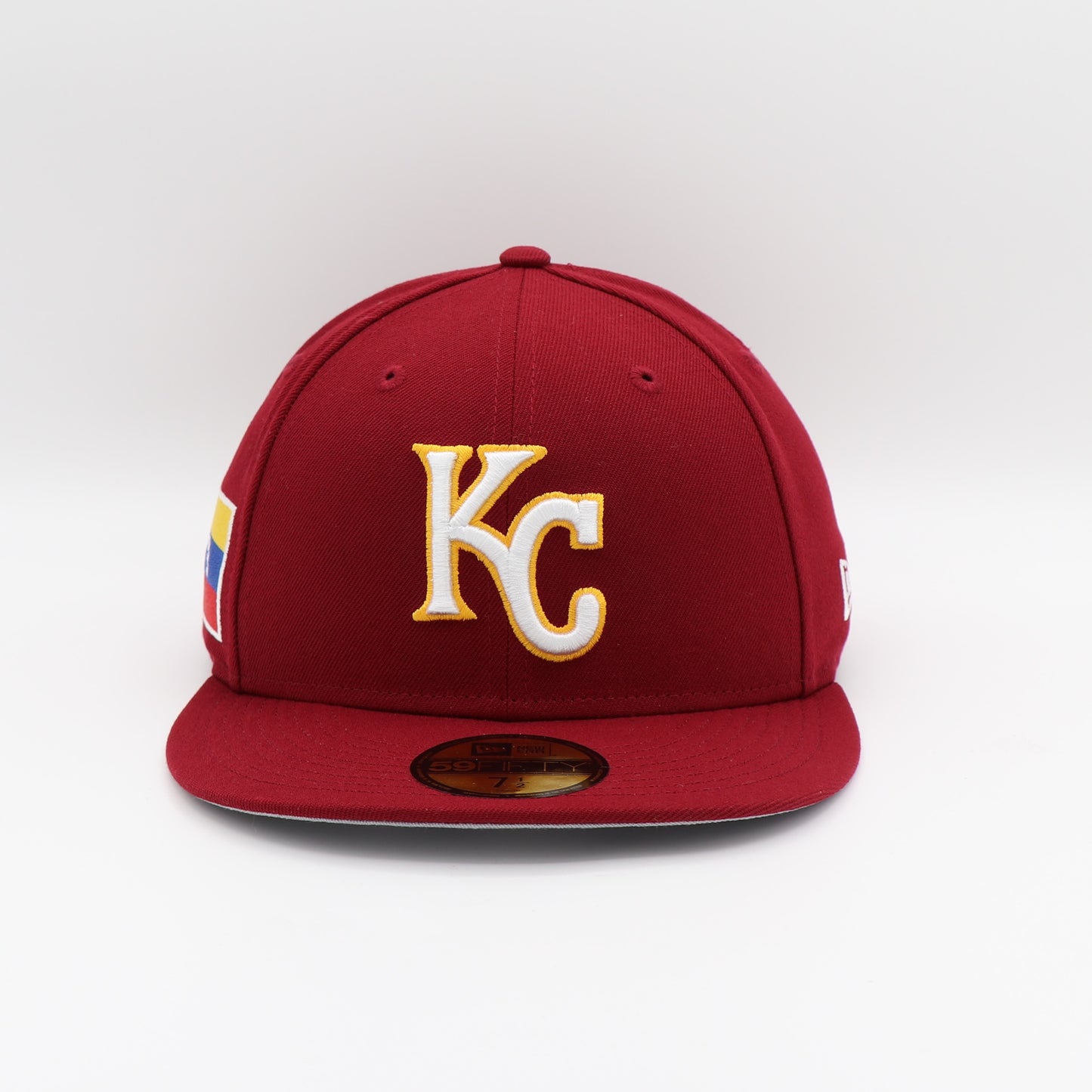 New Era 59Fifty Kansas City Royals "Venezuela Flag" Patch Hat - Cardinal