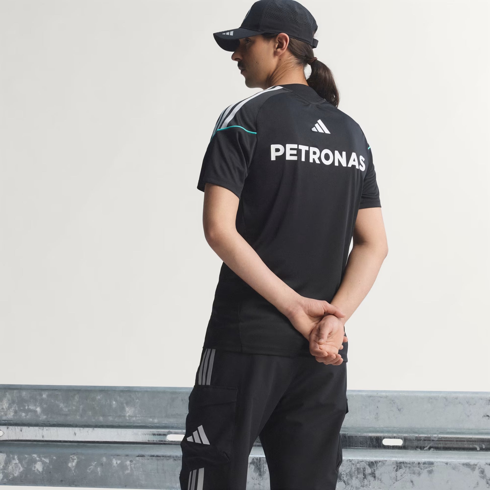 Adidas Mercedes - AMG Petronas F1 Teams Mechanics Jersey - Black