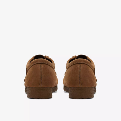 Men's Clarks Wallabee Low - Cola