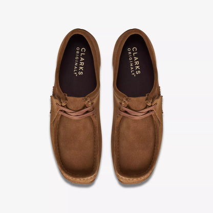Men's Clarks Wallabee Low - Cola