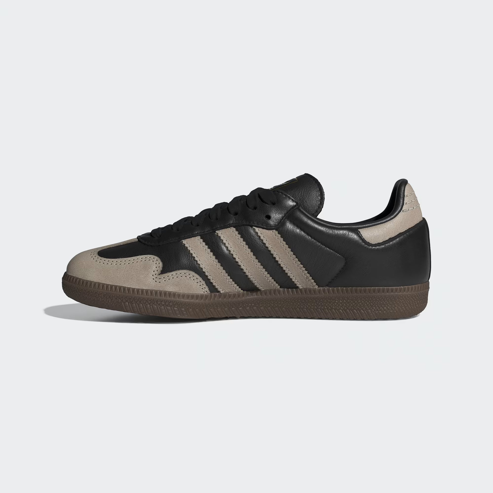 Women's Adidas Samba OG - Core Black / Wonder Beige / Gold Metallic