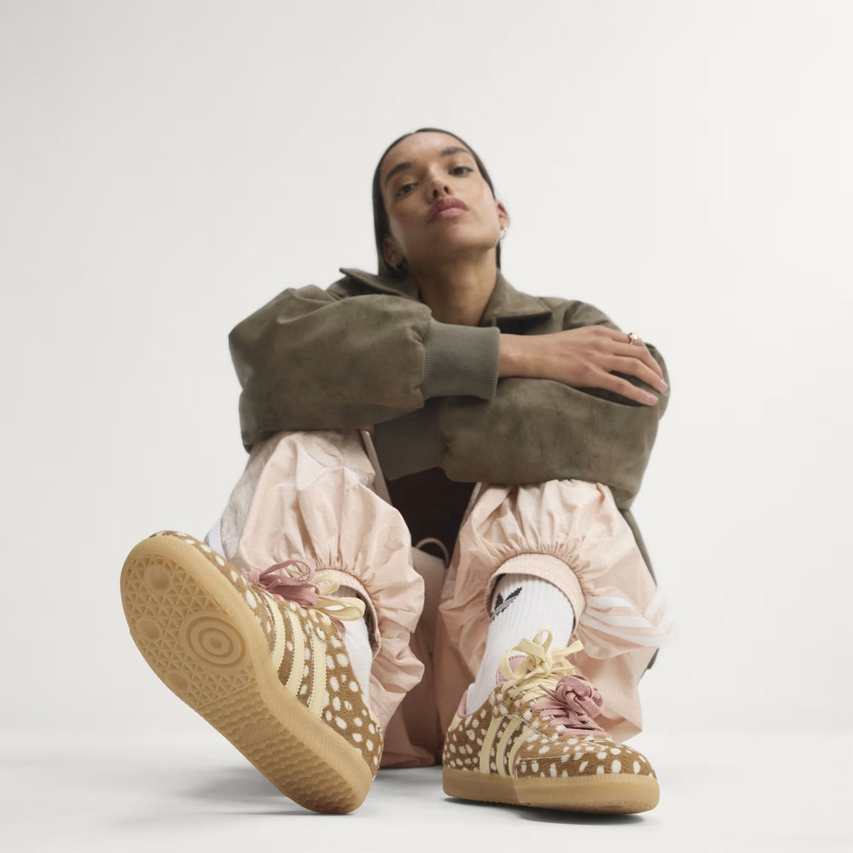 Women's Adidas Samba OG - Brown Desert / Warm Vanilla / Wonder Mauve