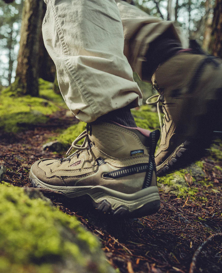 Women's Keen Targhee IV Wide Waterproof Hiking Boot - Brindle/Nostalgia Rose