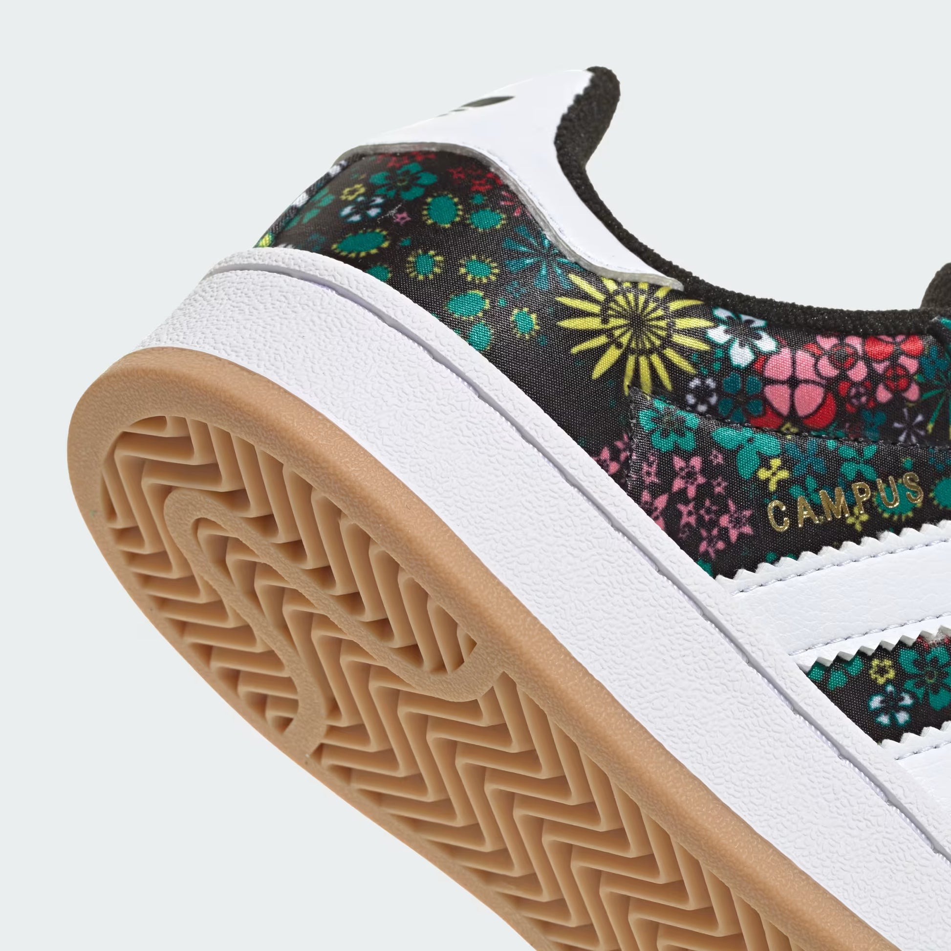 Grade School Adidas Campus 00s x Liberty London