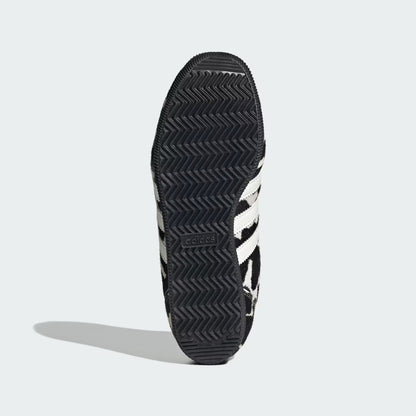 Women's Adidas Japan - Core Black / Cream White / Gold Metallic