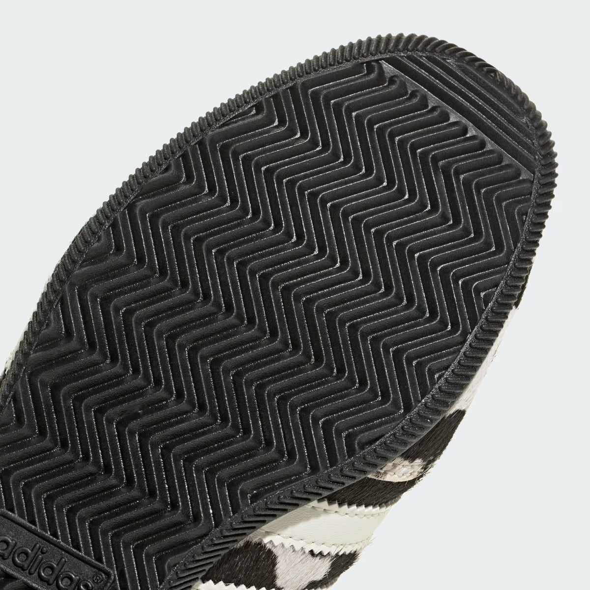 Women's Adidas Japan - Core Black / Cream White / Gold Metallic