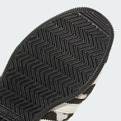 Women's Adidas Japan - Core Black / Cream White / Gold Metallic