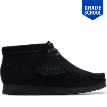 Grade school Clarks Wallabee Boot - Black Suede Black Suede