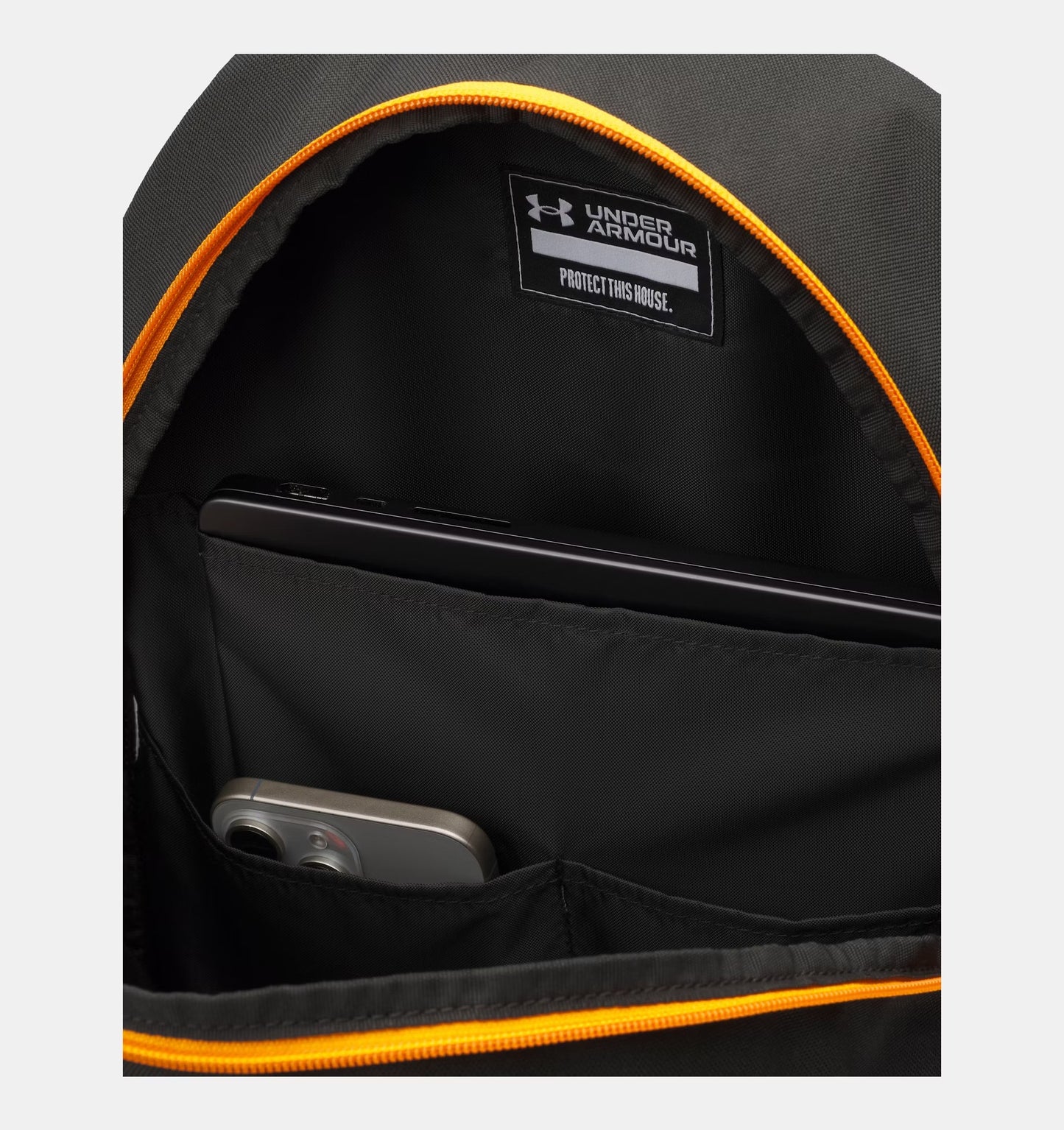 Under Armour Hustle Sport 6.0 Backpack - Black/Metallic Silver