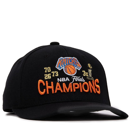 Mitchell & Ness NBA NY Knicks Champions Trophy - Black Black