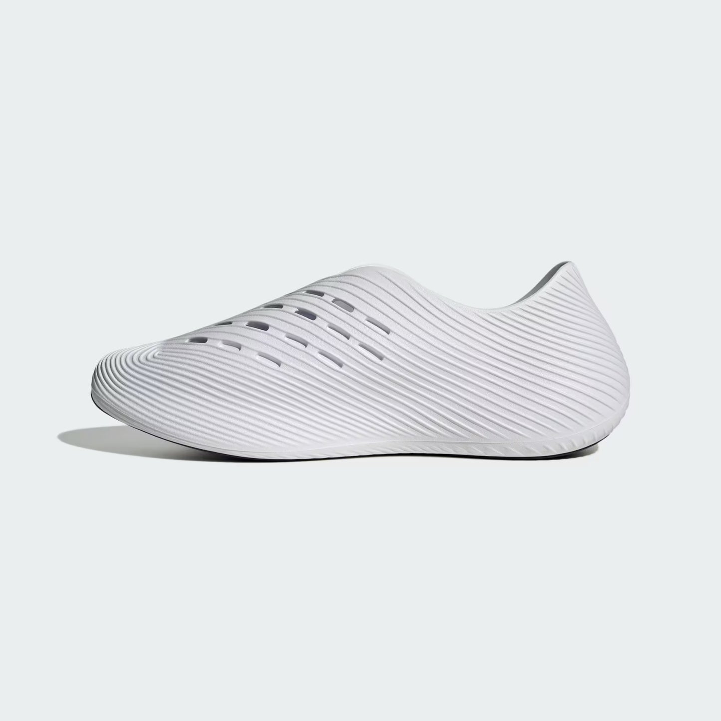 Men's Adidas Purechill - Cloud White / Gold Metallic / Core Black