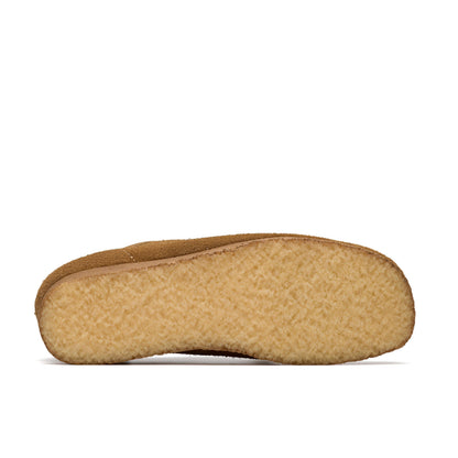 Men's Clarks Wallabee Low - Tan Suede
