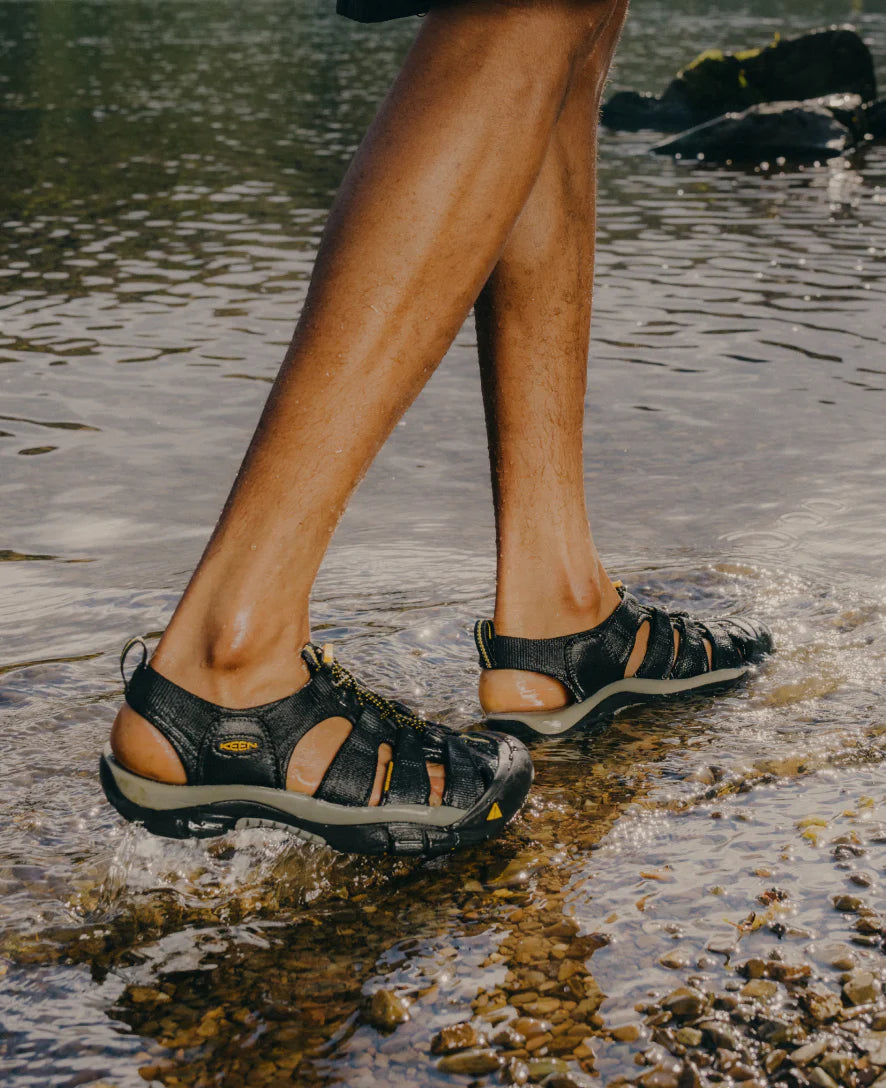 Men's Keen Newport H2 Hiking Sandals - Magnet/Nasturtium