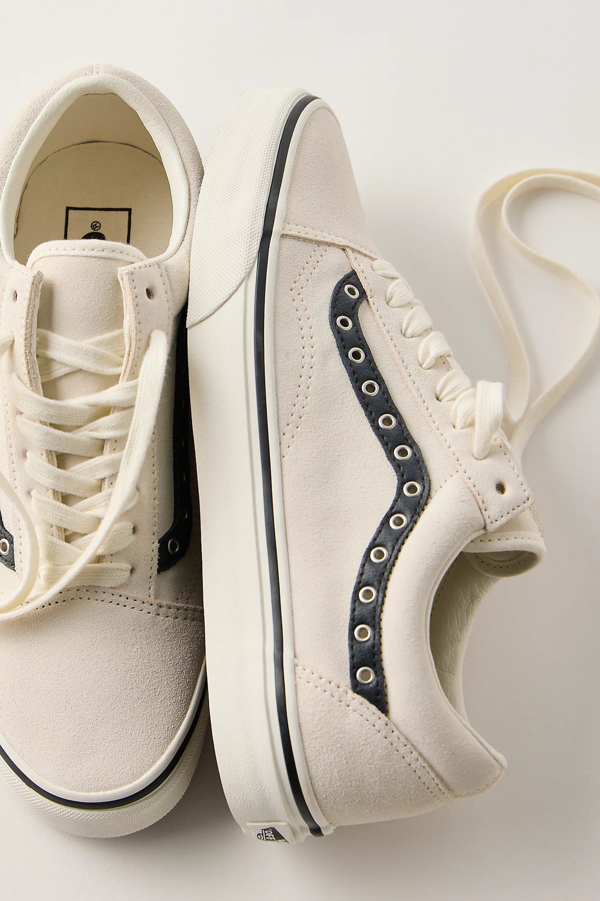 Men's Vans Old Skool Combat - Marshmallow / Black
