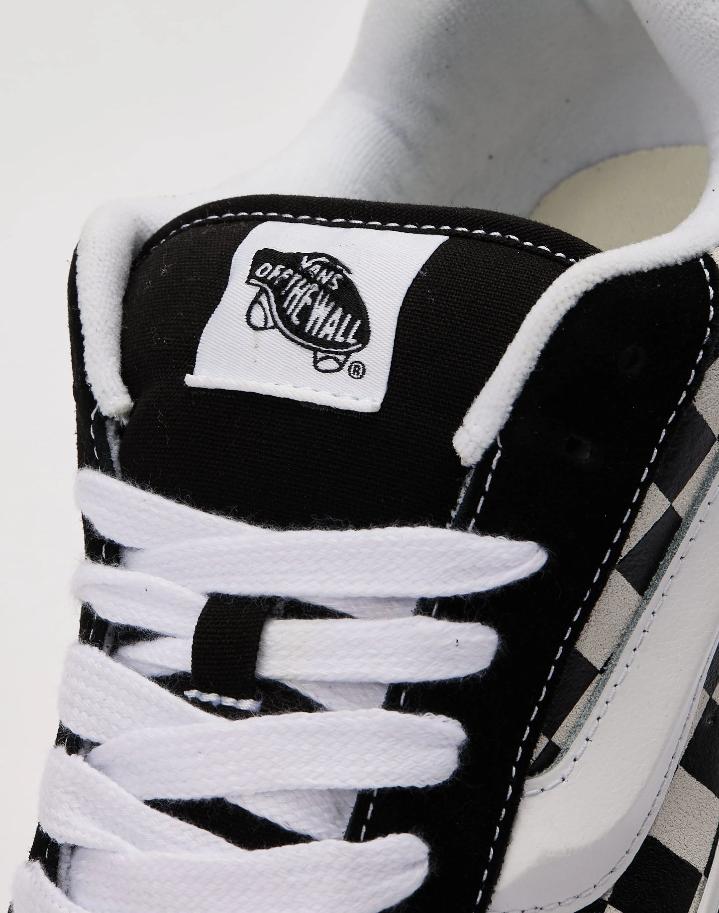Men's Vans Knu Skool Checkerboard - Black / White
