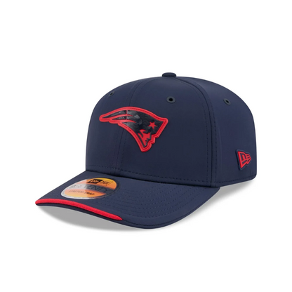 New Era 970 New England Patriots NFL 2026 Sideline - Navy / Red