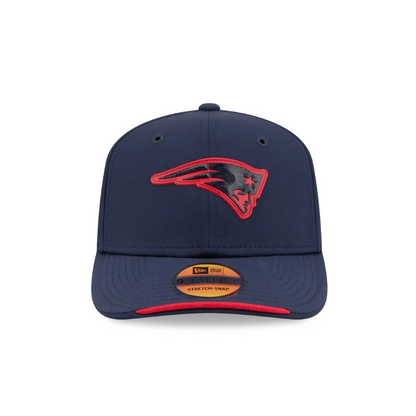New Era 970 New England Patriots NFL 2026 Sideline - Navy / Red