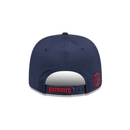 New Era 970 New England Patriots NFL 2026 Sideline - Navy / Red