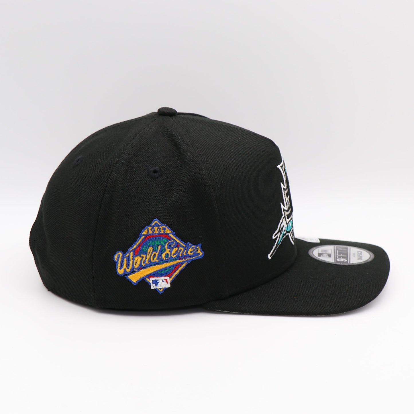 New Era 9Fifty AF Curve FlipMode 2.0 Florida Marlins Hat - Black
