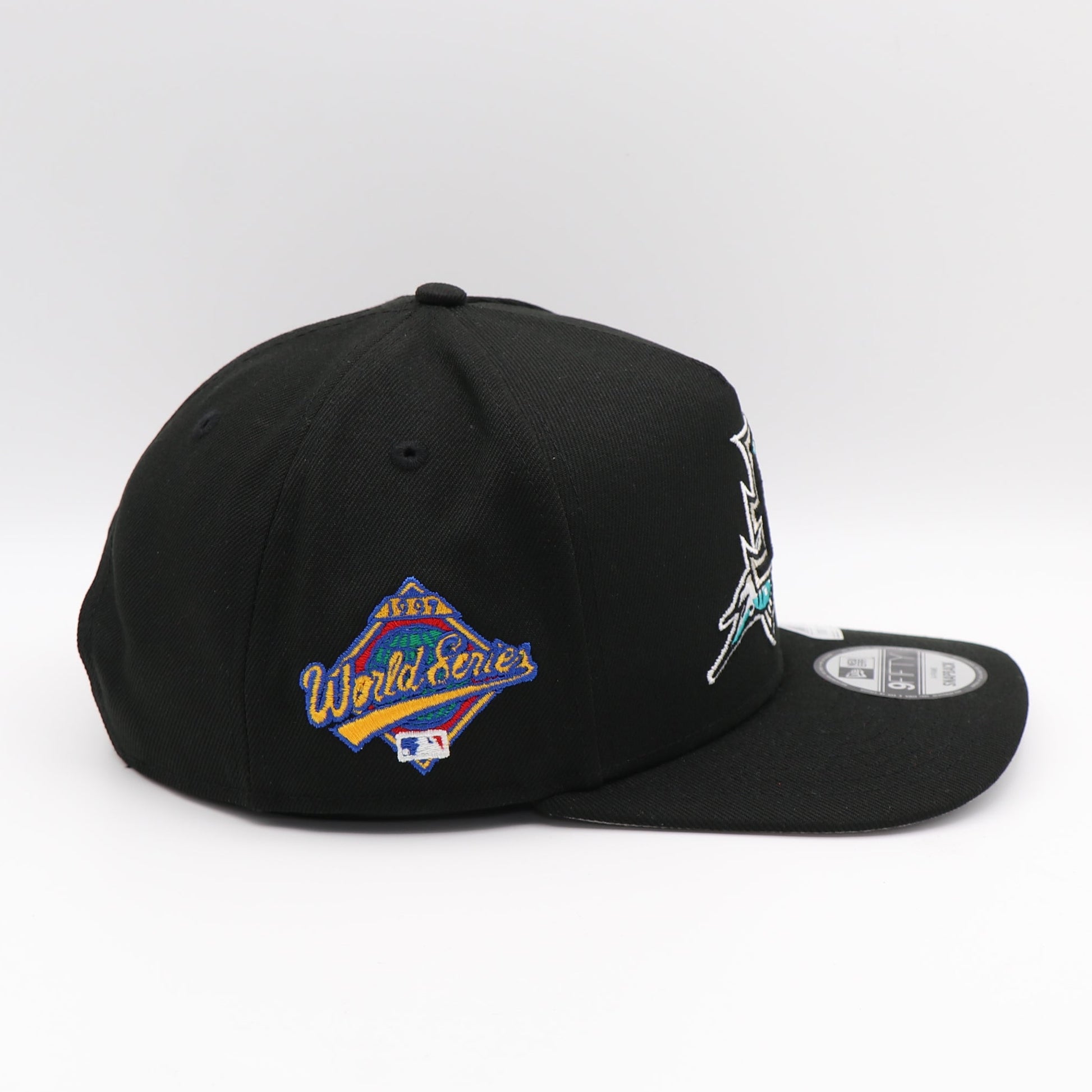 New Era 9Fifty AF Curve FlipMode 2.0 Florida Marlins Hat - Black