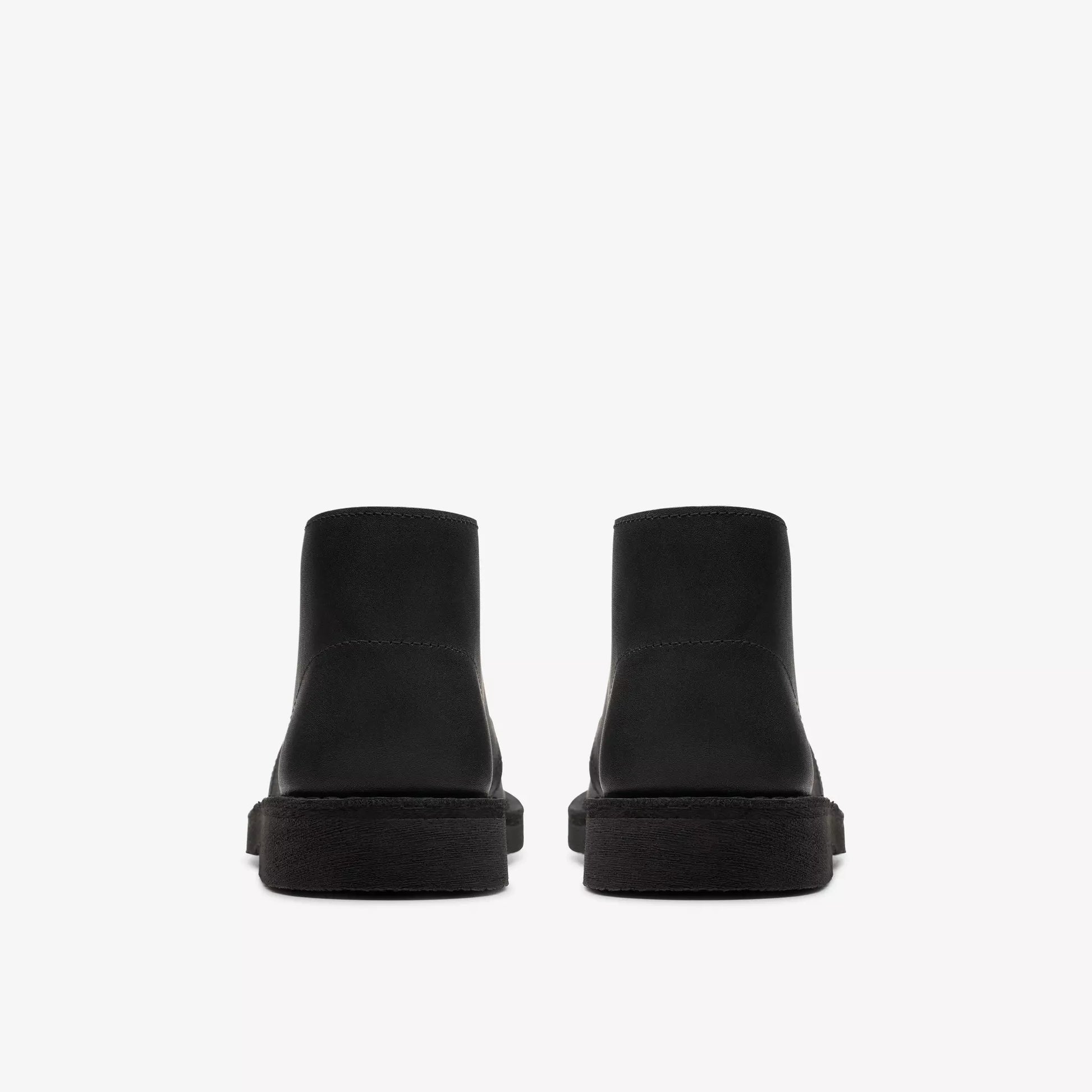 Grade School Clarks Desert Boot - Black Leather