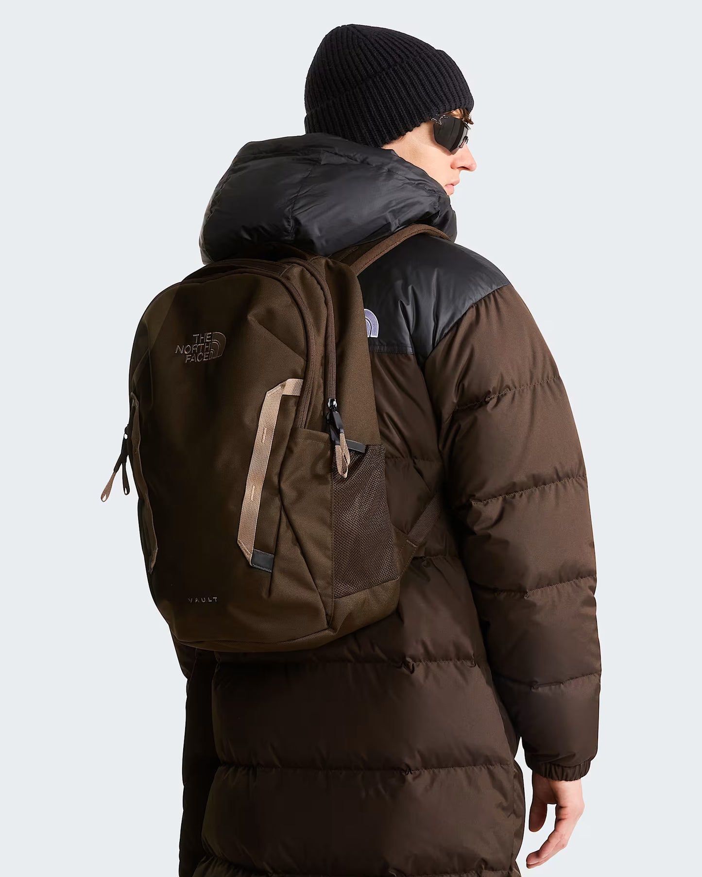 The North Face Vault Backpack - Dark Chestnut/Garnet