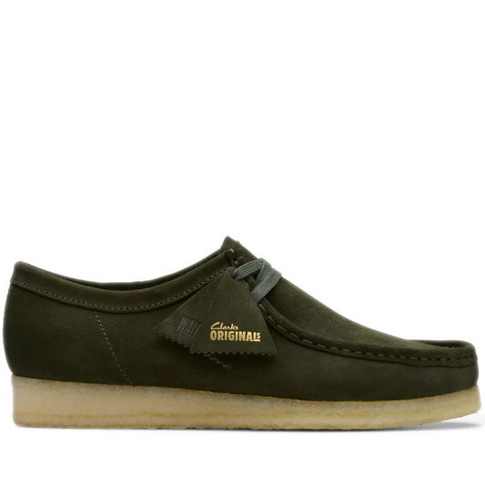 Men's Clarks Wallabee Low - Forest Green Suede