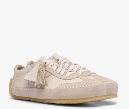 Women's Clarks Tor Low - Off White Suede