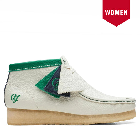 Women's Clarks Wallabe Chukka Boots - Cream/Green Leather Cream Green Leather