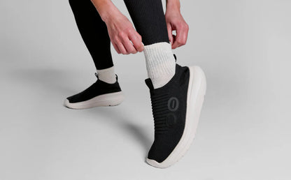 Women's OOFO OOmy Zen - Black/Chalk